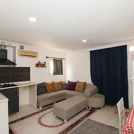 Apartmanhotel Hillside House Side