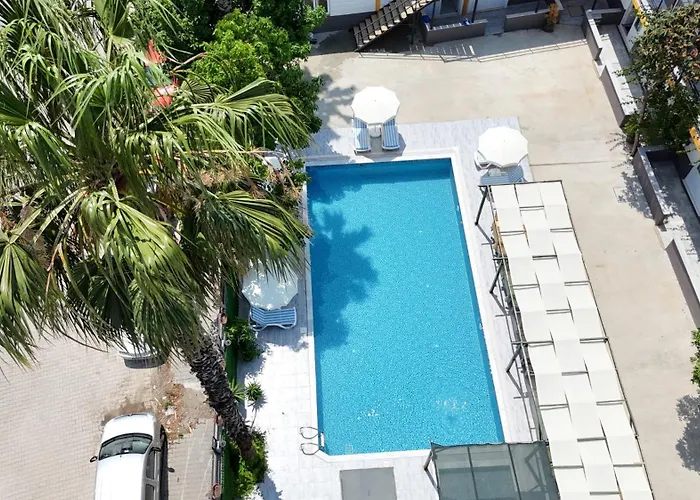 Hillside House Apartmanhotel Side