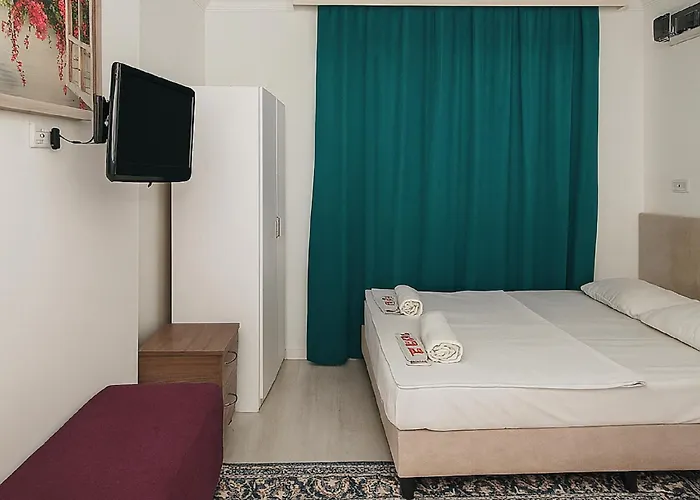 Ξενοδοχείο με διαμερίσματα Hillside House Σιντέ