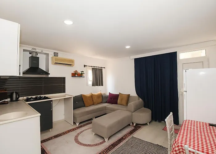 Apartmanhotel Hillside House Side