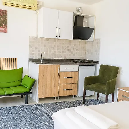 Hillside House 4* Σιντέ