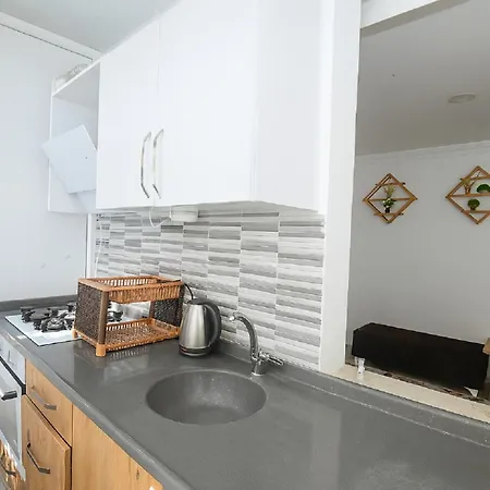 Ξενοδοχείο με διαμερίσματα Hillside House Σιντέ