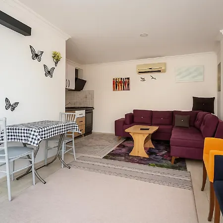 Hillside House Apart Otel