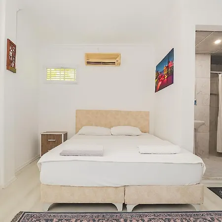 Apart Otel Hillside House 4*