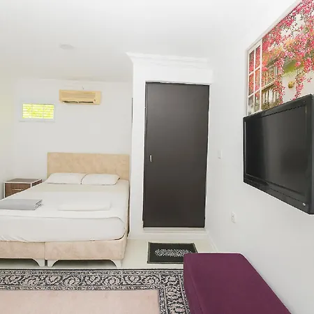 Hillside House Apart Otel